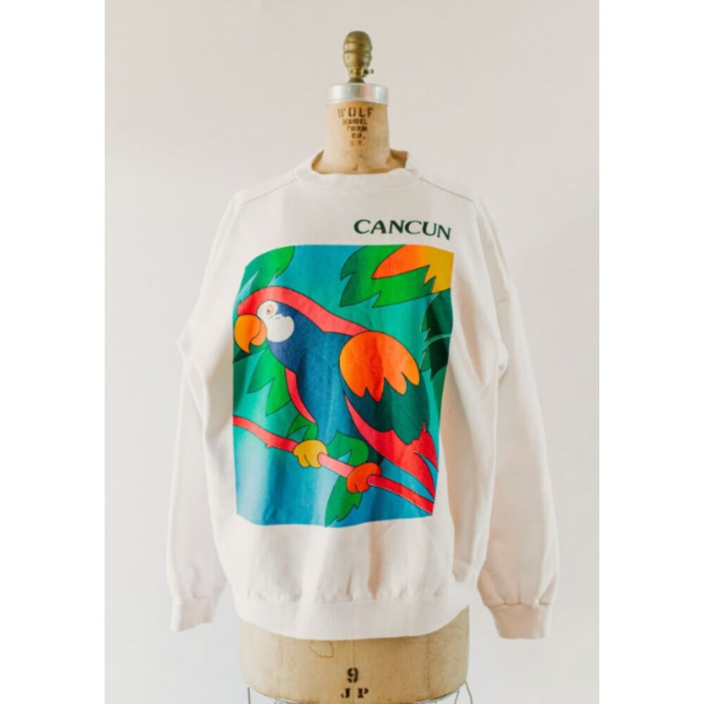 Vintage 90s CANCUN colorful parrot tropical sweatshirt, trendy indie 1990s - Picture 8 of 10